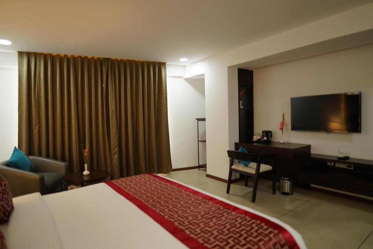 The Terrace By Ladder Mgd By Citrine Hotel Thiruvananthapuram ภายนอก รูปภาพ