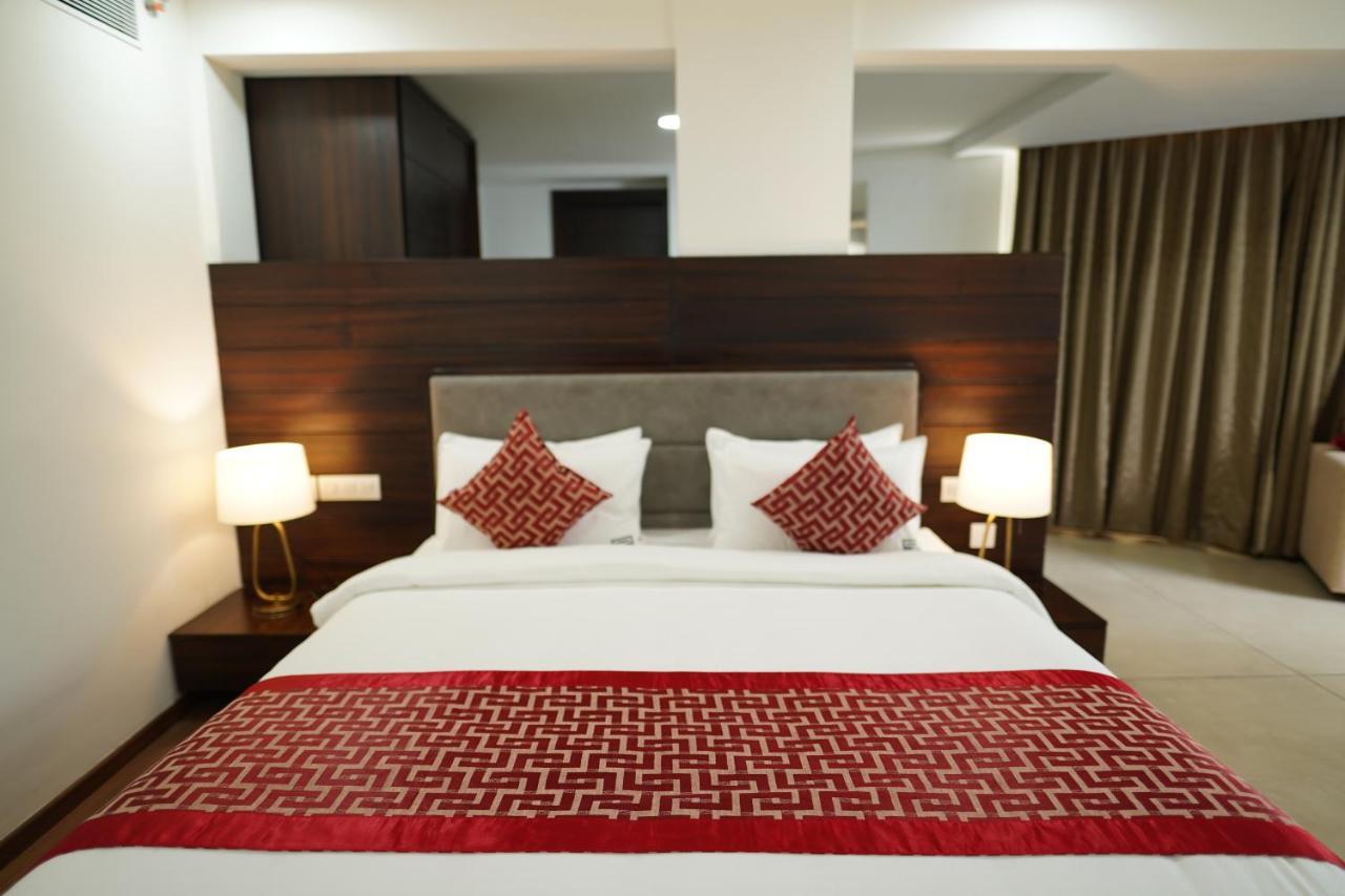 The Terrace By Ladder Mgd By Citrine Hotel Thiruvananthapuram ภายนอก รูปภาพ