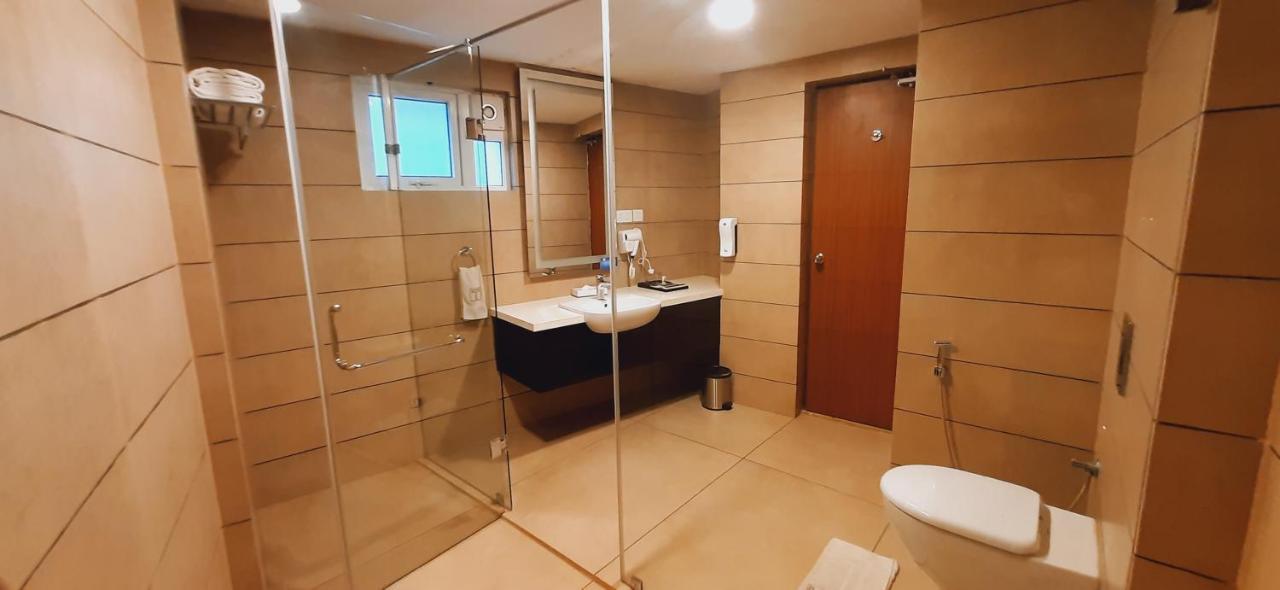 The Terrace By Ladder Mgd By Citrine Hotel Thiruvananthapuram ภายนอก รูปภาพ