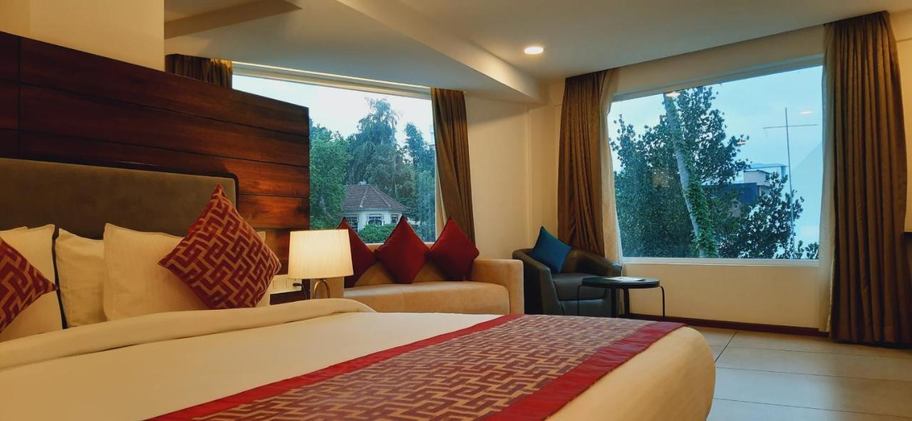 The Terrace By Ladder Mgd By Citrine Hotel Thiruvananthapuram ภายนอก รูปภาพ