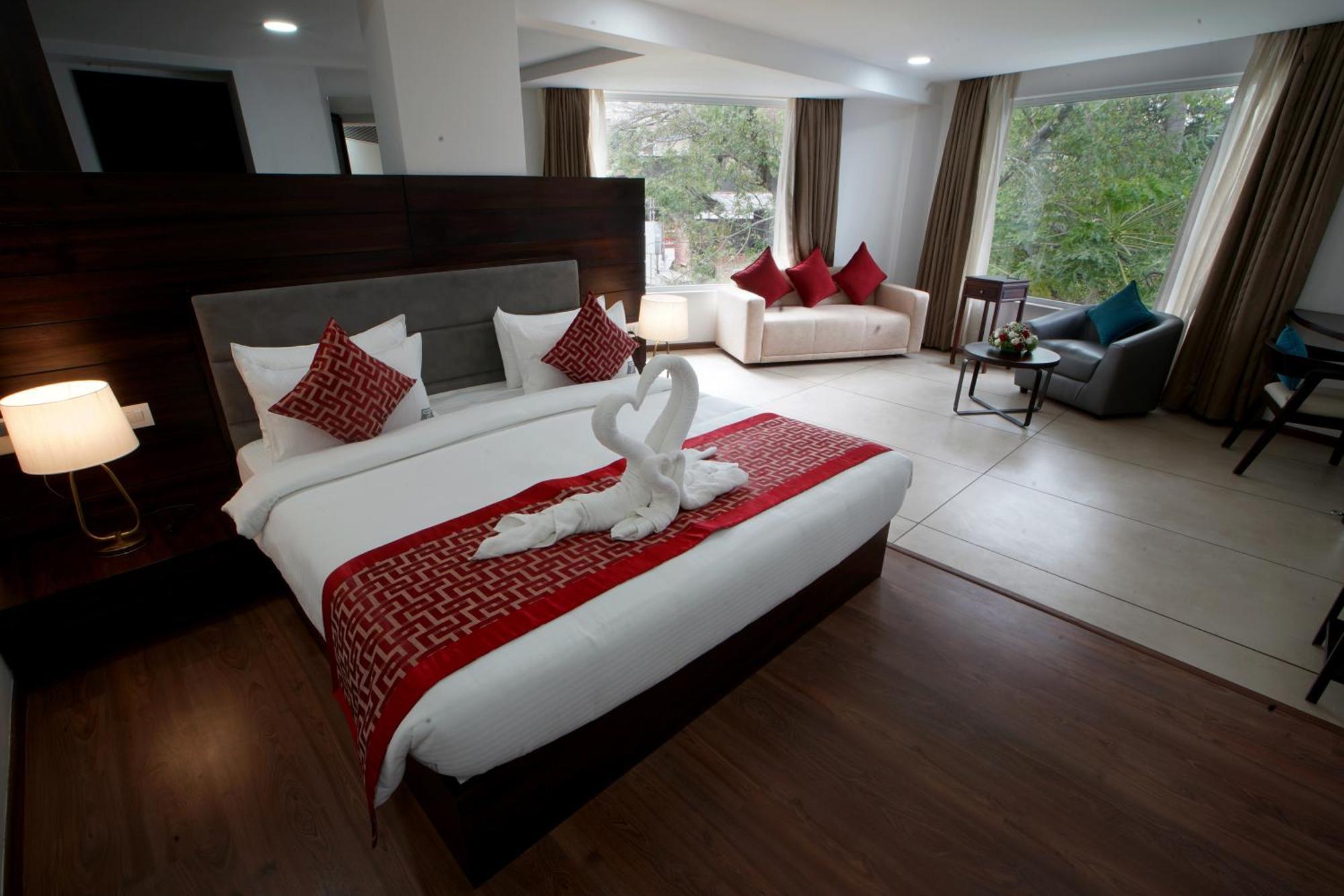 The Terrace By Ladder Mgd By Citrine Hotel Thiruvananthapuram ภายนอก รูปภาพ