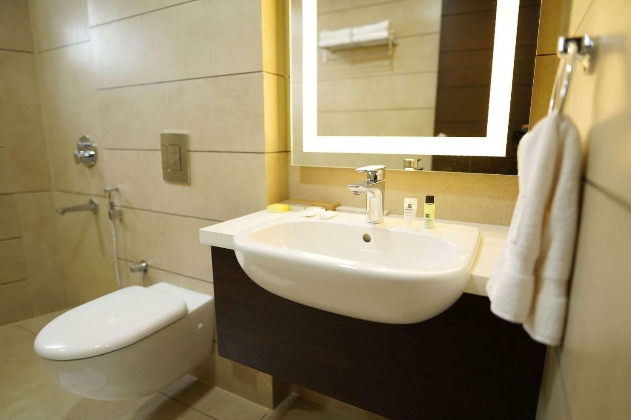 The Terrace By Ladder Mgd By Citrine Hotel Thiruvananthapuram ภายนอก รูปภาพ